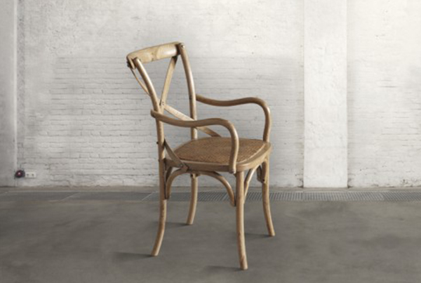 Sedia in rovere con braccioli